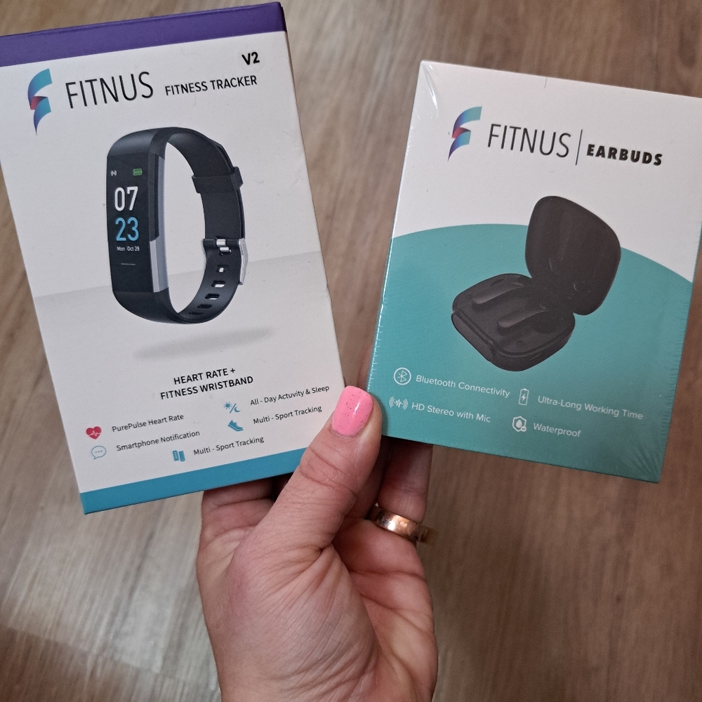 Fitnus V2 Tracker and Wireless Earbuds Bundle